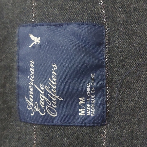 ❣️💫MARK DOWN💫❣ American Eagle Gray Cardigan - Picture 2 of 5